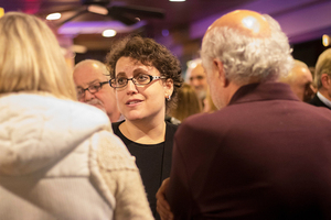 Dana Balter speaks to community members in a 2018 photo. 