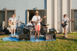 Studio89 basked in the sunshine during an outdoor performance on South Campus.