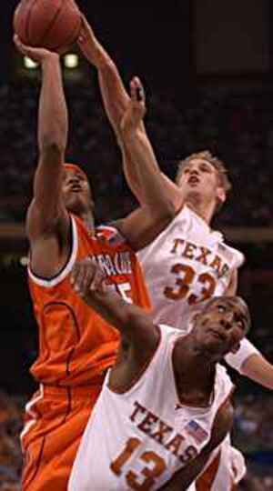 Carmelo Anthony scored a career high 33 points against Texas. SU will face Kansas on Monday for the NCAA title.